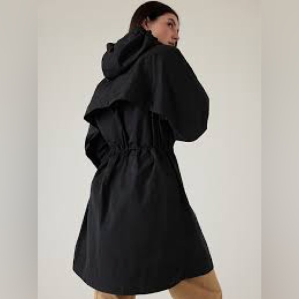 NWOT Athleta Lightweight Windbreaker